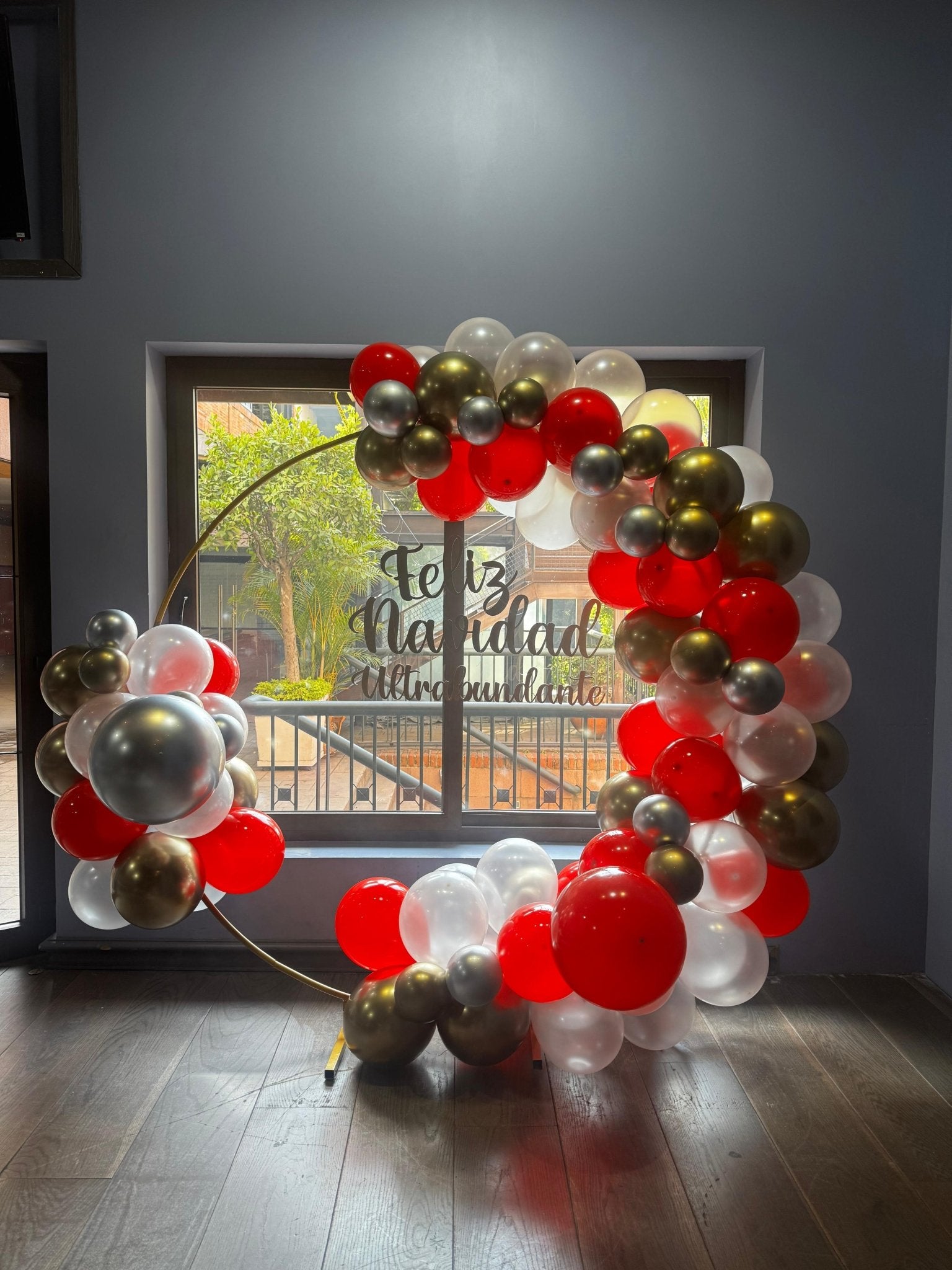 Decoración de navidad con globos | Aro de globos - Perfect Party